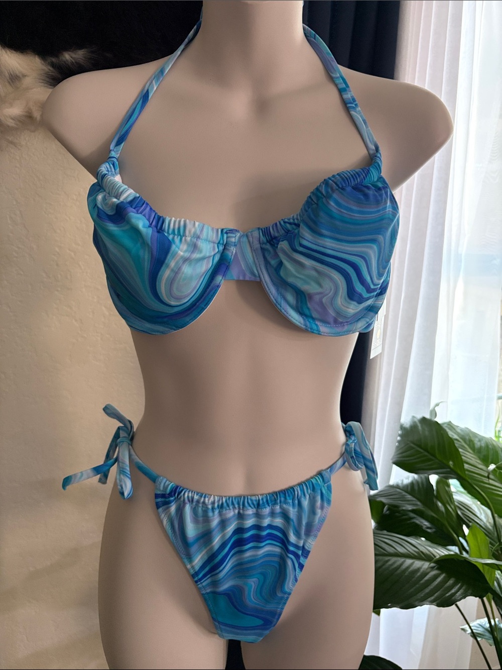 34d & S Blue Aqua Swirl Underwire Halter Bikini Set